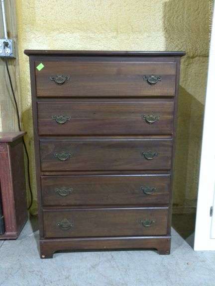 300 - 6 five drawer chest of drawers. 30" wide x 16" deep x 43" tall. Very clean