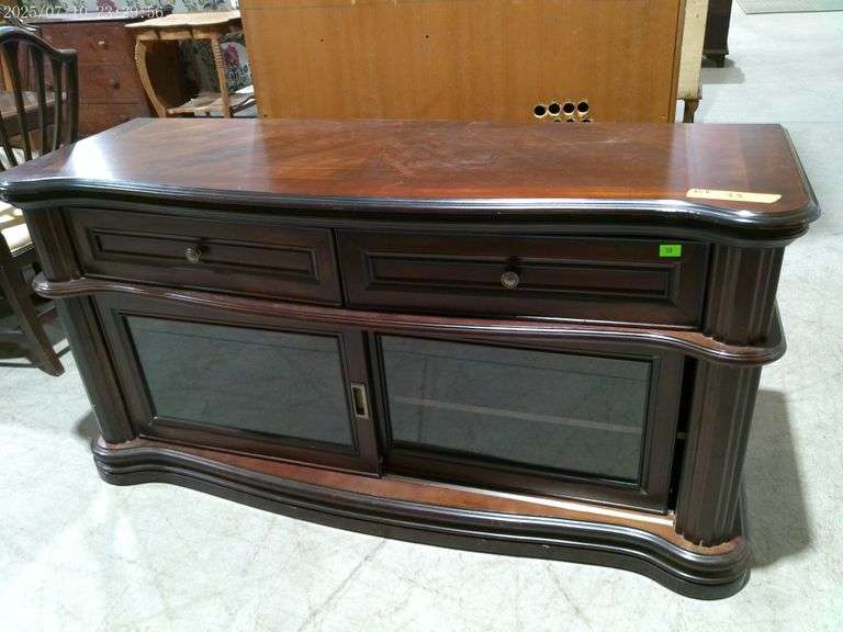 308 - 33 Entertainment center sliding bottom doors, 2 drawers. 5' wide x 20" deep x 30":tall