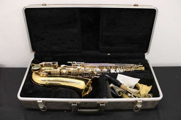 Selmer Bundy Alto Saxophone