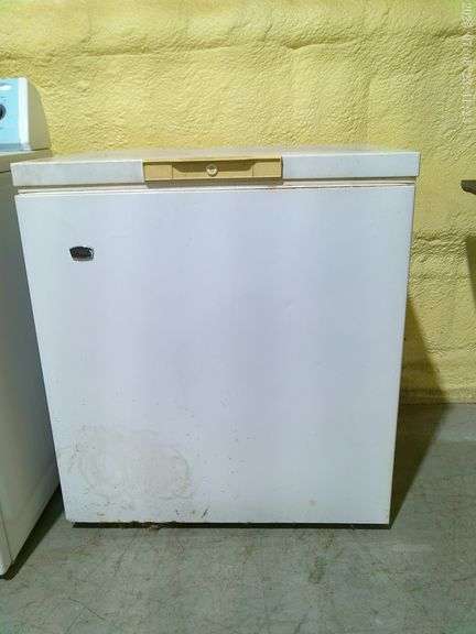 353 Small chest type freezer. Works