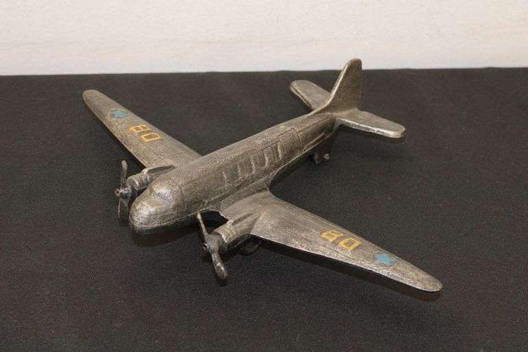 Cracker Barrel Cast Iron Plane