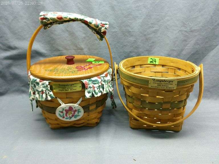Longaberger Jinglebell basket tie-on, liner, lid, protector, handle protector 1994; Poinsettia Chris