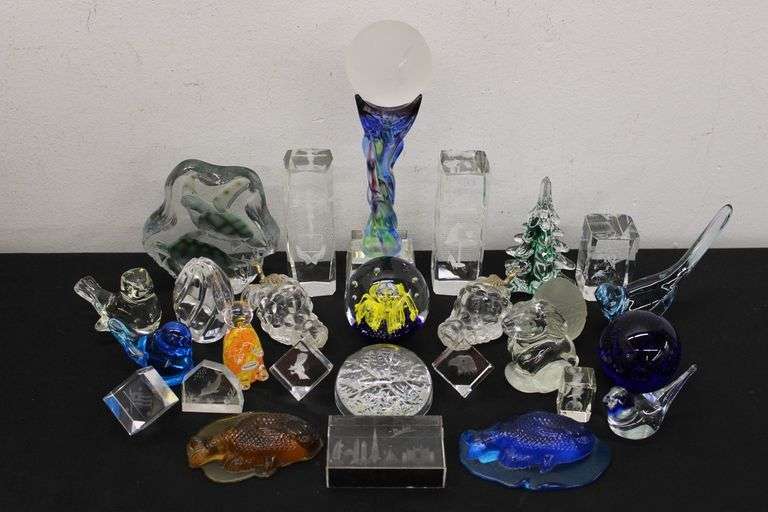 Glass Décor Lot