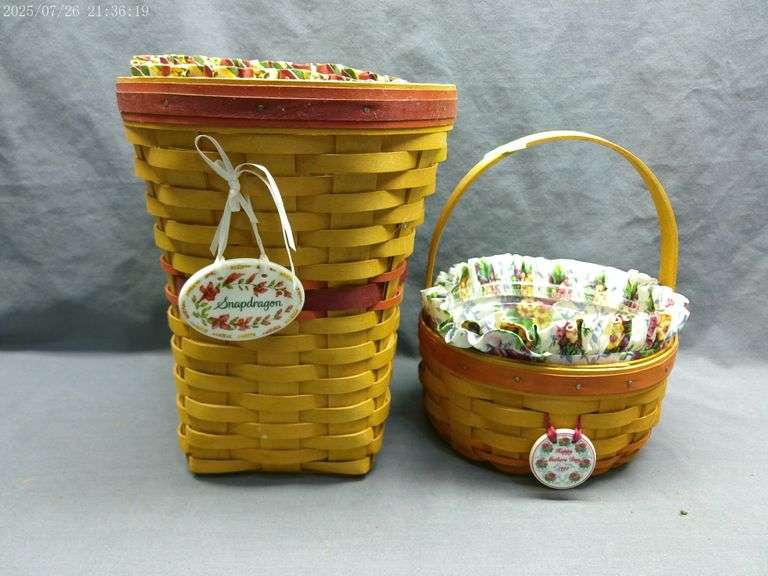 Longaberger Snapdragon basket with tie-on, liner, protector 1998; Rings and Things Mother's Day bask