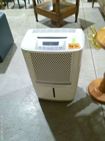 400 - Frigidaire energy star dehumidifier