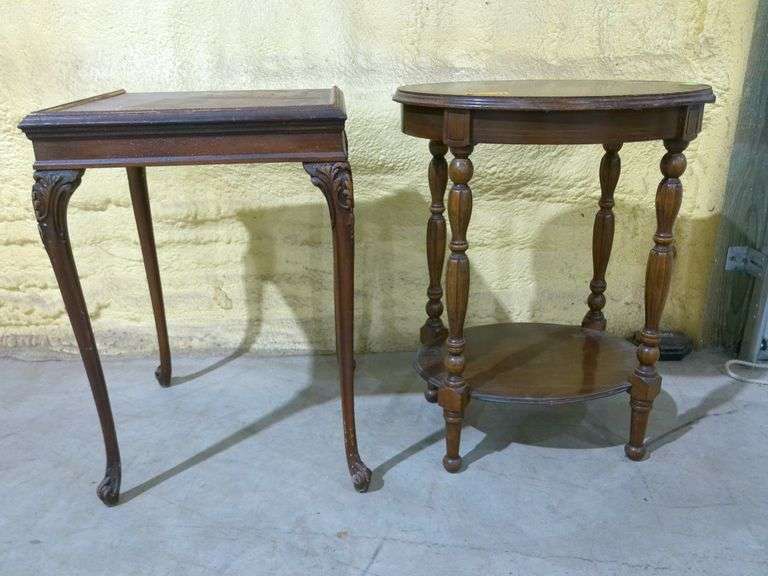 353 Pair of small accent tables. Tops measure 18" square and 22" oval