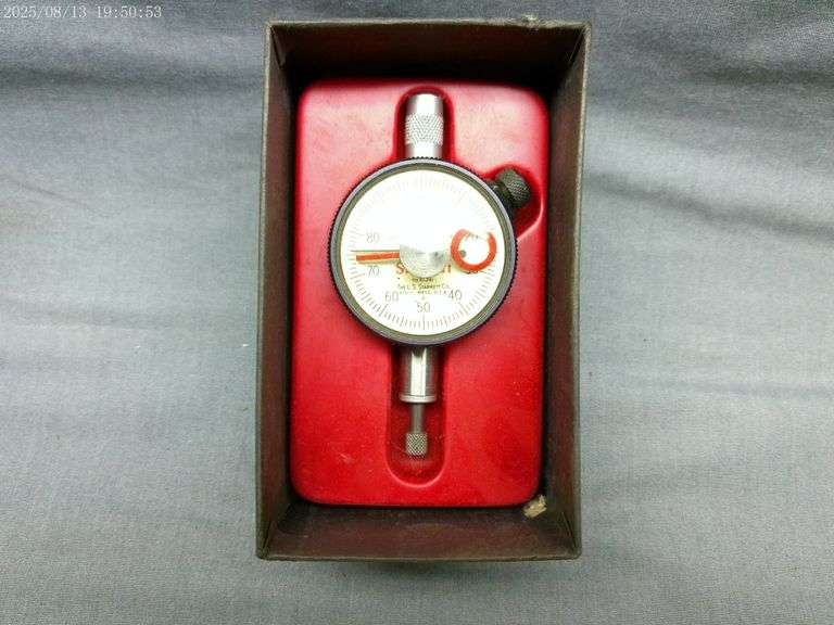 Starrett 1/4" travel indicator. Very nice, in box