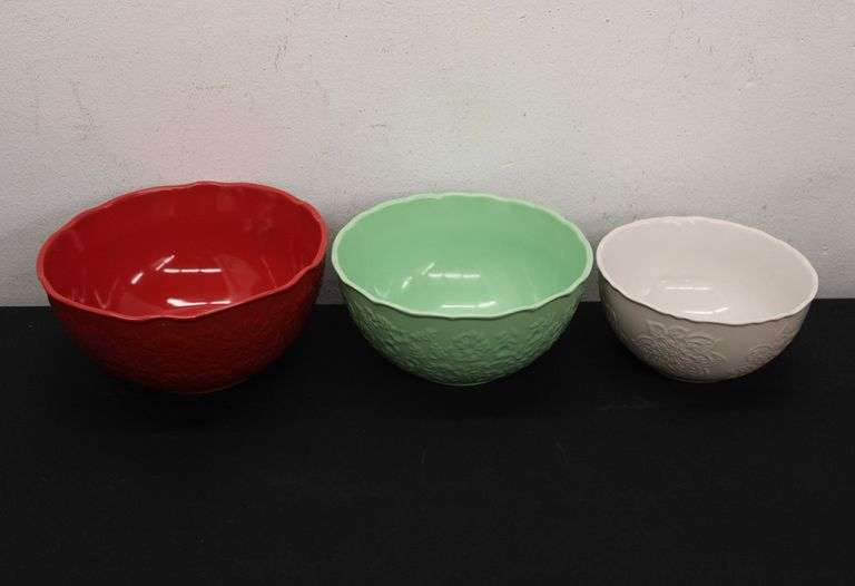 Pioneer Woman Serving Bowls