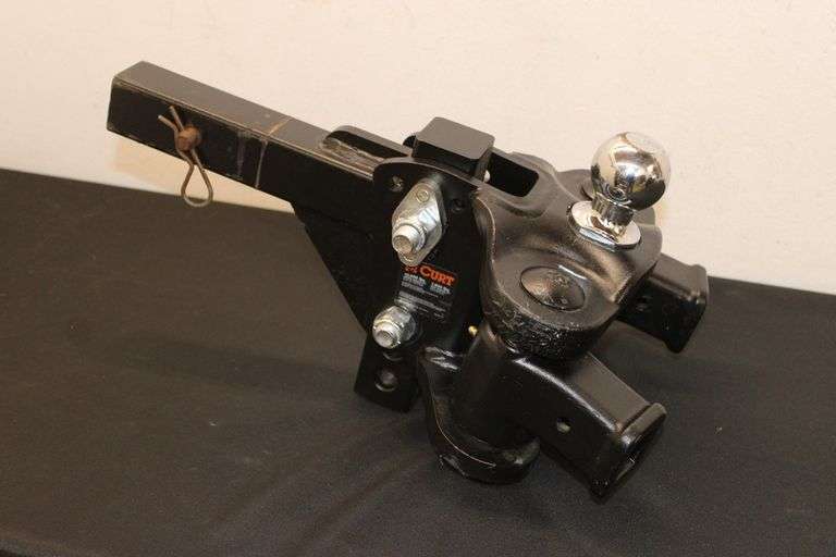 Curt Heavy Duty Trailer Hitch