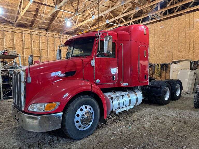 2012 Peterbilt 384