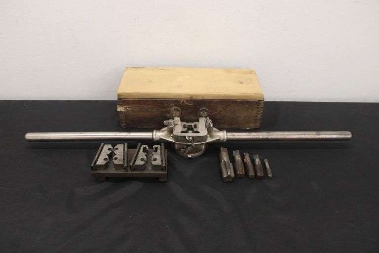 Antique Pipe Threader