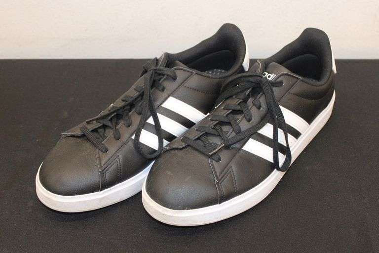 Adidas Grand Court Shoes
