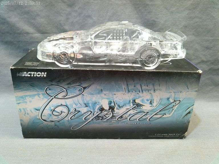 Crystal Collectible 1:24 scale car - Jeff Gordon, in box