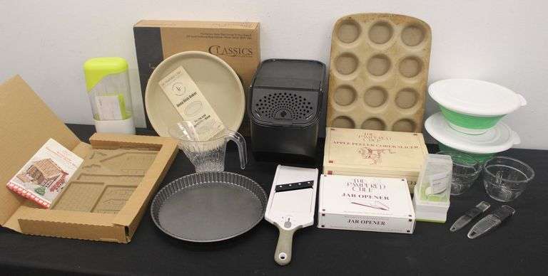 Kitchen Lot #1 (Pampered Chef)