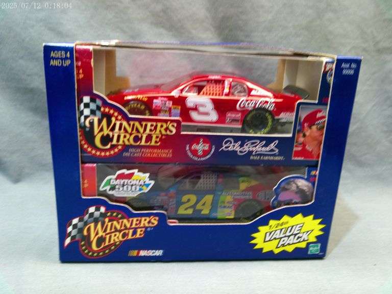 2 pack die cast 1:24 scale - Dale Earnhardt, Jeff Gordon. In boxes