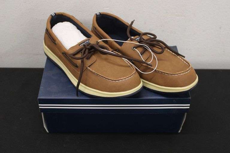 NIB Nautica Shoes