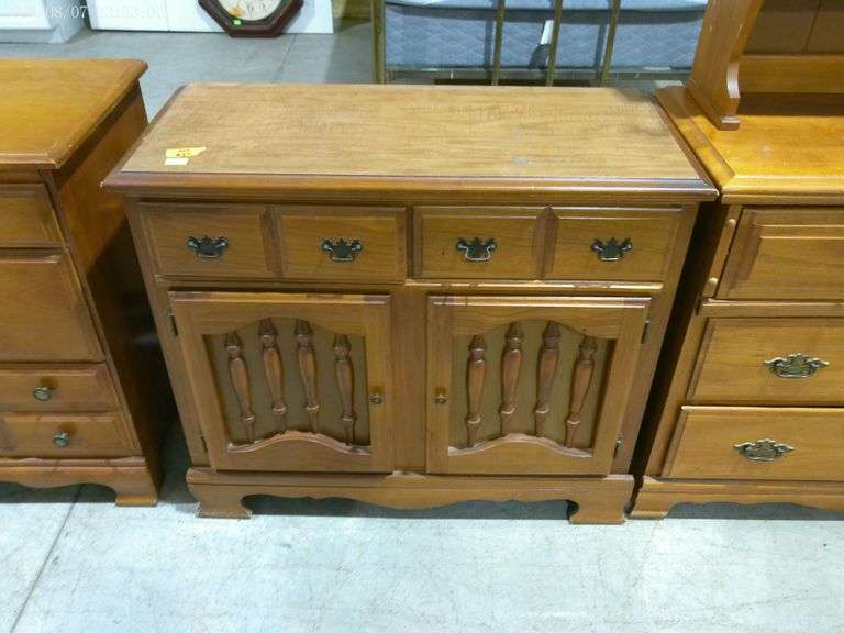 502- Vintage wooden buffet or sideboard with 2-drawer and 2-door storage. Top is 36"x16"