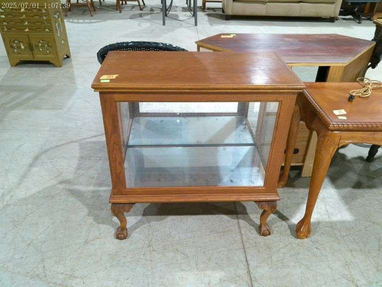 504- Wooden and glass display piece with mirrored back. 31"x16"x33"
