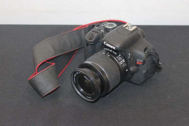 Canon EOS Rebel T3i
