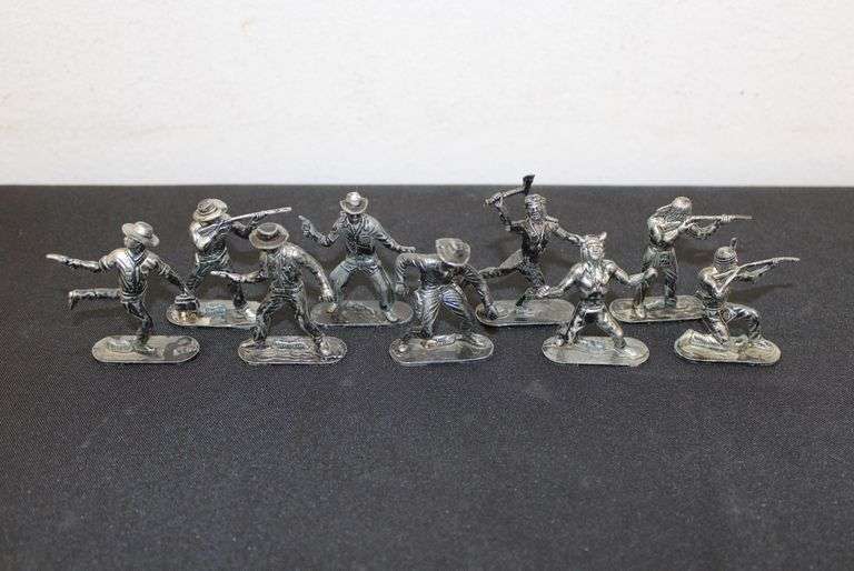 Vintage Western Figurines