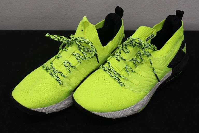 Under Armour Project Rock 3