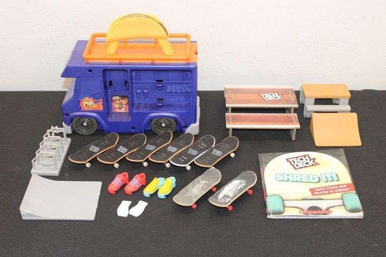 Mini Skateboard Lot