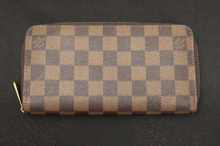 Replica Louis Vuitton Wallet