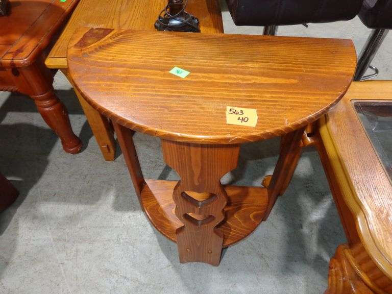 563 - Wooden hall table with heart cut-outs. 22"wide, 11" deep, 28" tall