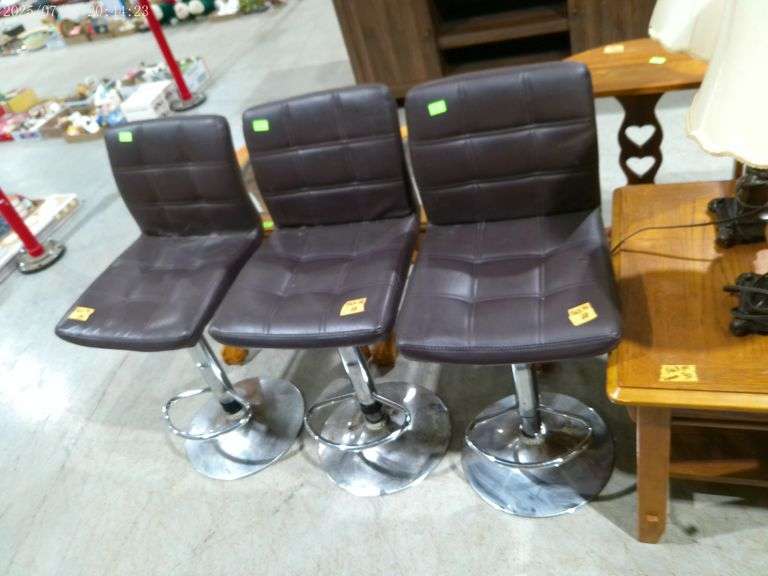 563 - 3 vinyl bar stools, used condition.