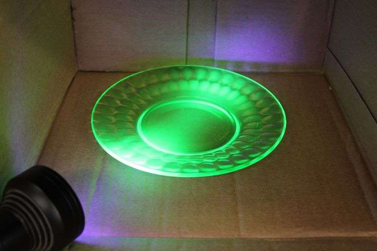 Uranium Glass Plate