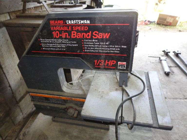 Craftsman 10" Variable Speed Bandsaw with Wood Stand. Bandsaw is not mounted on stand. Untested. Loc