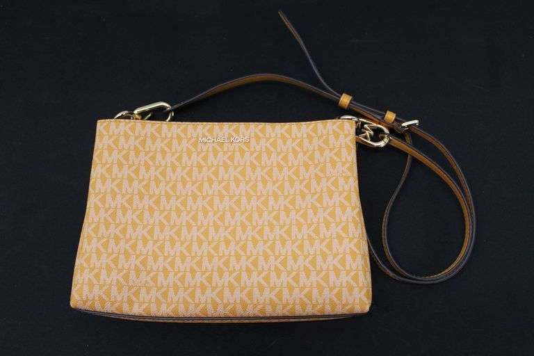 NWT Michael Kors Purse