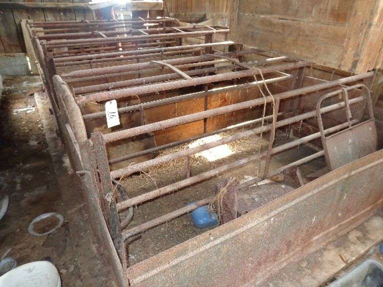 3 old farrowing crates, (2) 4ft water troughs, (2) 32" water troughs
