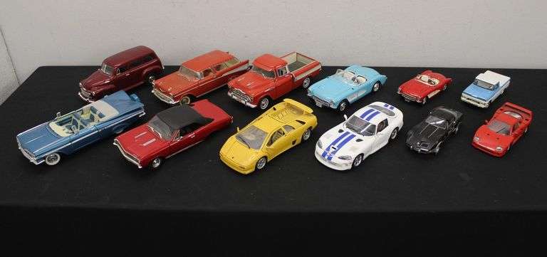 1:18 & 1:24 Diecast Cars