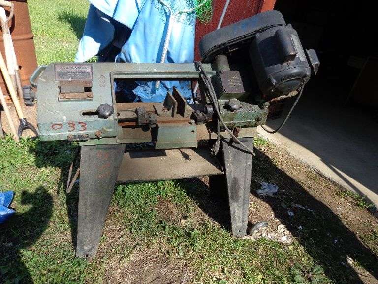 Tradesman Horizontal Metal Cutting Bandsaw. Untested. In building.
