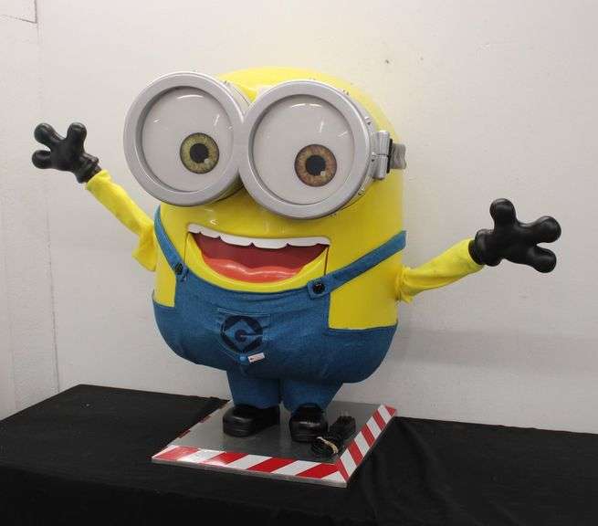 3.5 FT Singing Minion Christmas Decoration