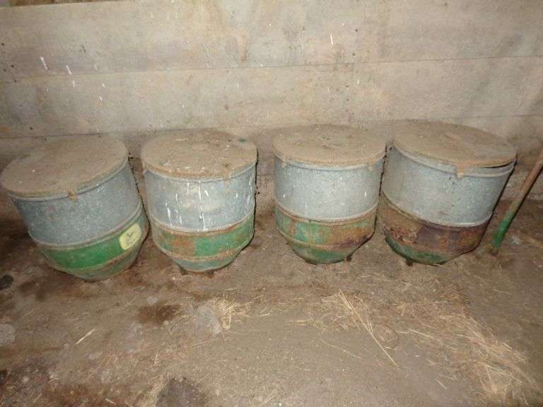 John Deere 494 Planter, corn boxes with marker parts
