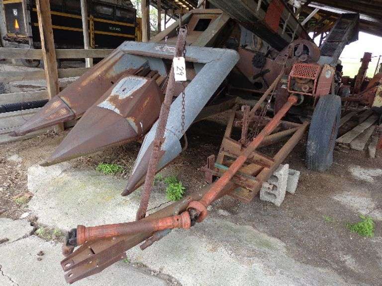 New Idea 2 row corn picker last used 15 plus years ago kept under roof