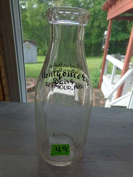 Montgomery Seymour IN Milk Bottle 1 Quart