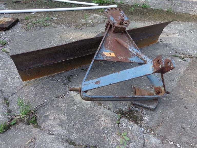 Steel grader blade, 6 feet long