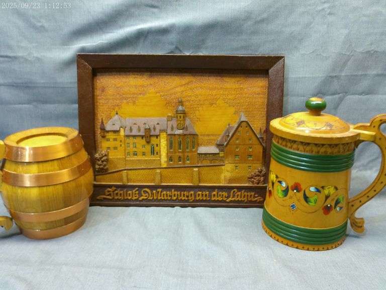 2 wooden tankards and wooden city plaque Warburg