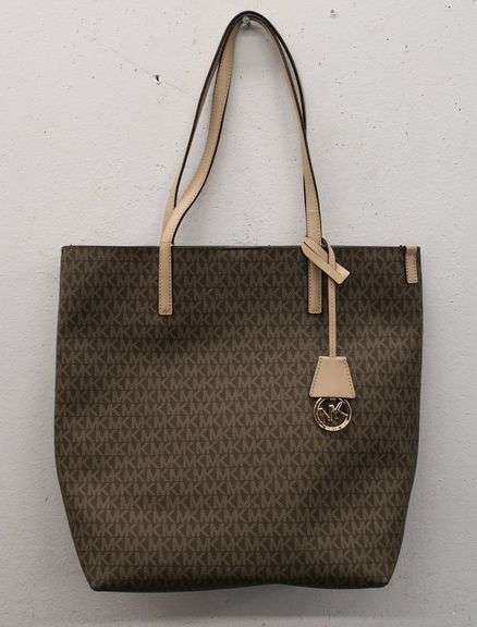Michael Kors Tote & Wallet