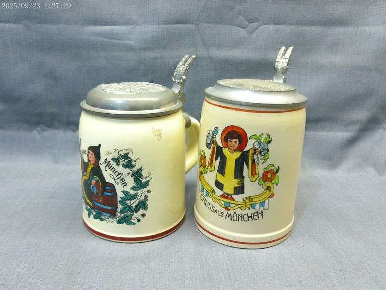2-quarter liter Munich made steins