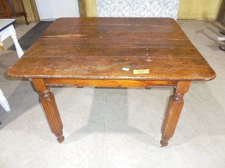 Kitchen table. No chairs or leaves. 37" x 42" the way it sits. See pictures.