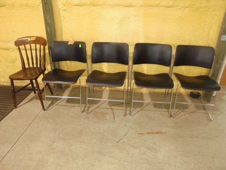 Four vintage David Rowland 40/4 stacking chairs and one wood chair. See pictures.