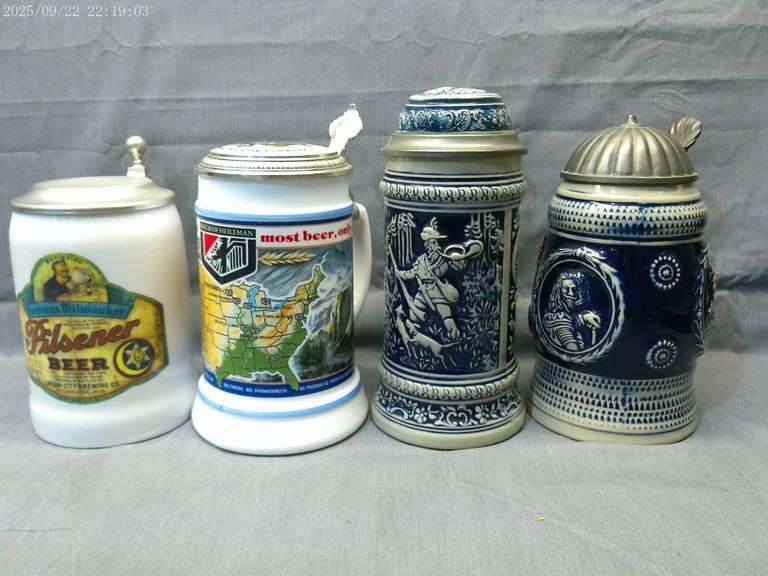 4 contemporary half liter steins