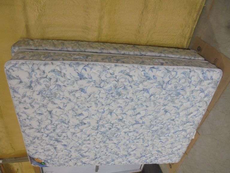Serra Perfect sleeper mattress and box springs. Queen size. Very clean. See pictures.