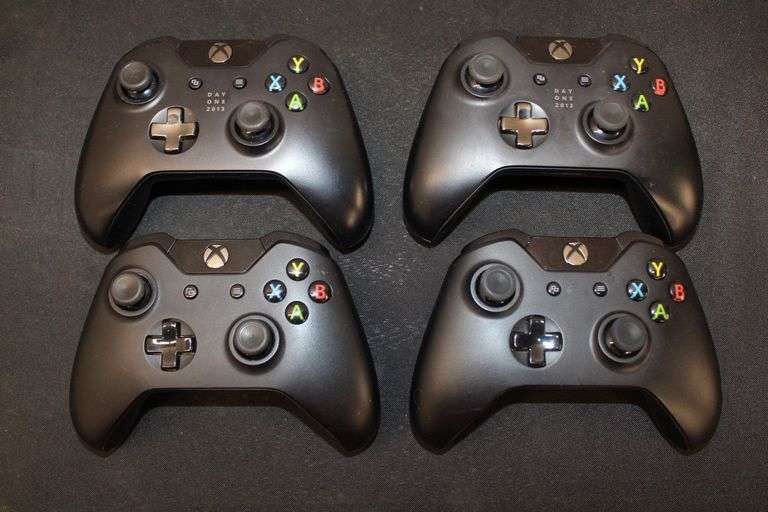 Xbox One Controllers
