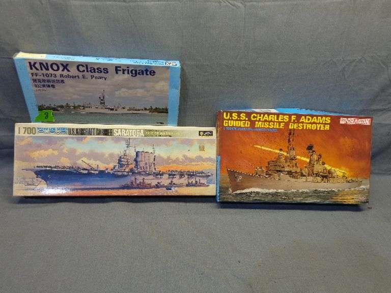 Model ships, Knox Class Frigate FF-1073 1/700 scale, US Aircraft Carrier Saratoga 1/700 scale, USS C