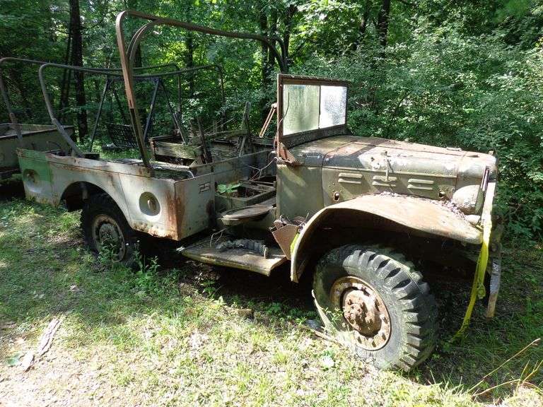 1949 Dodge army vehicle. flathead 4 cylinder. Does Not Run.